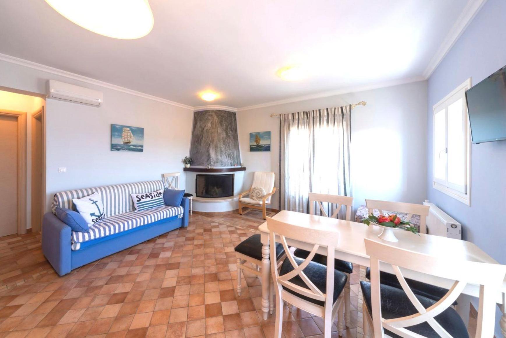 Nautilus Luxury Suites Galaxidi Exterior photo